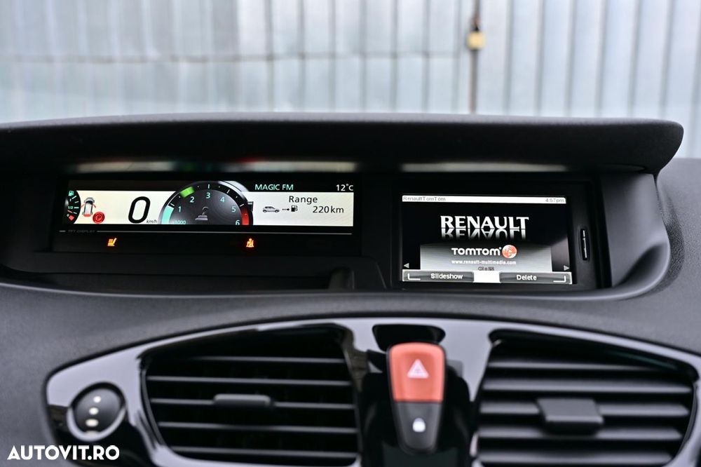 Renault Grand Scenic dCi 130 FAP Start & Stop Bose Edition - 21