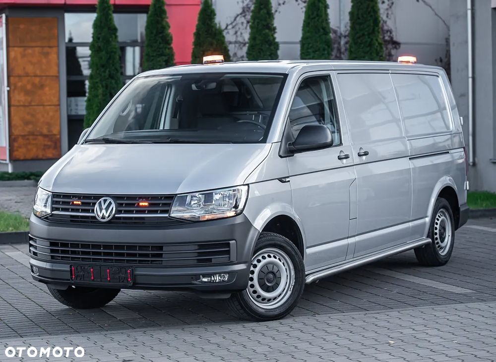 Volkswagen Transporter - 2