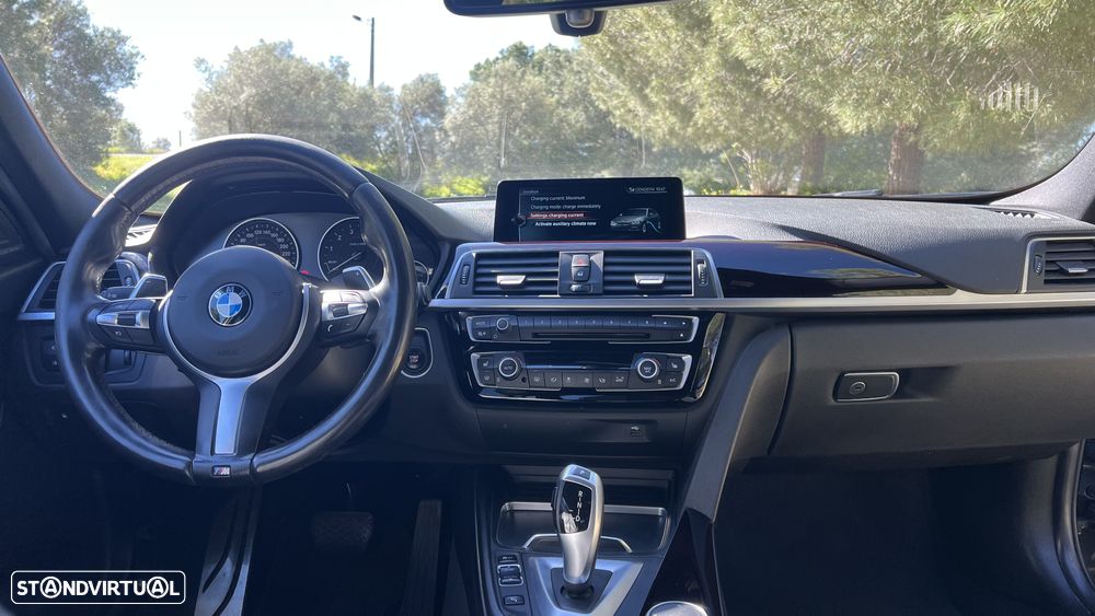 BMW 330 e iPerformance Pack M - 9