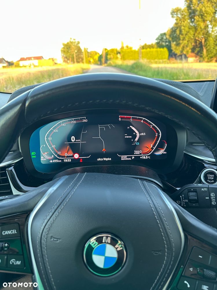 BMW Seria 5 520d xDrive mHEV Luxury Line sport - 15