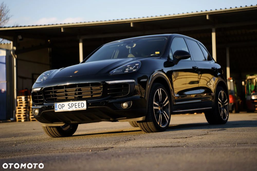 Porsche Cayenne - 5