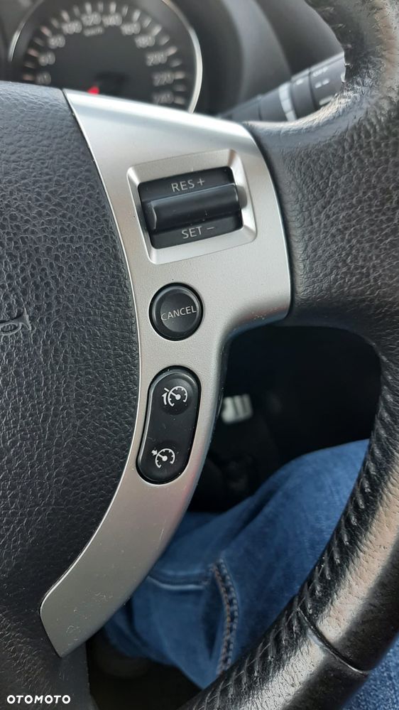 Nissan Qashqai 1.6 dCi DPF Start/Stop 360 - 24