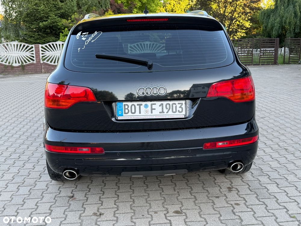 Audi Q7 - 11