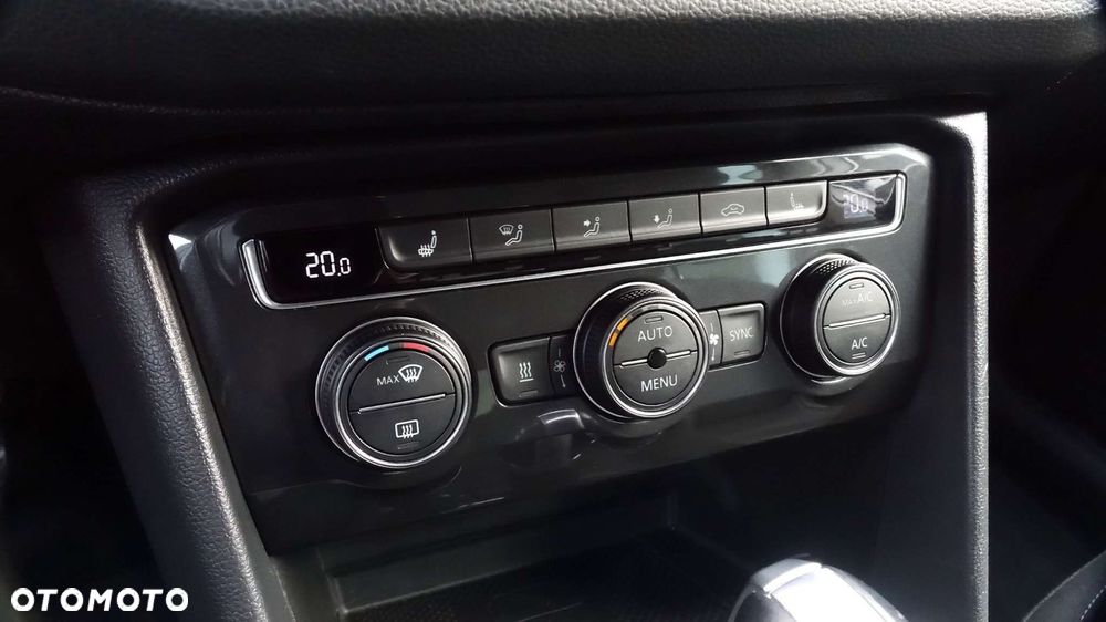 Volkswagen Tiguan - 37