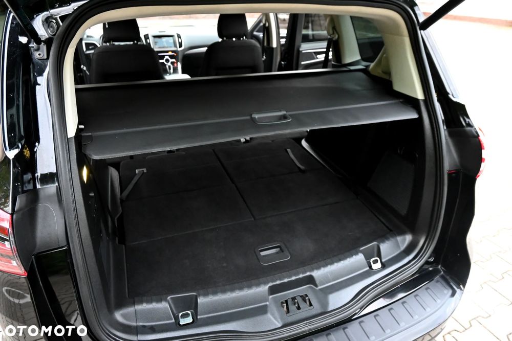 Ford S-Max 2.0 TDCi Titanium PowerShift - 34