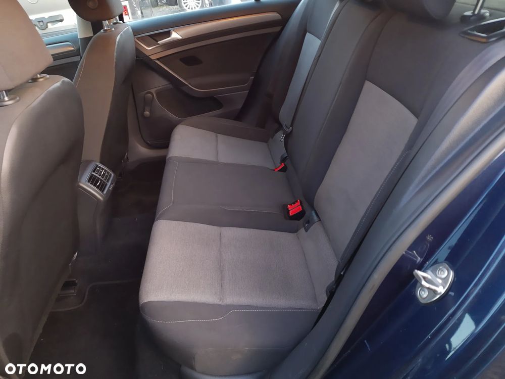 Volkswagen Golf 1.2 TSI BlueMotion Technology DSG Trendline - 13