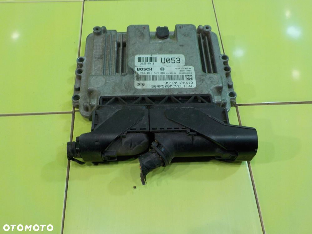 KIA CARENS IV 1.7 CRDI 13r 5D sterownik komputer silnika 39120-2A410 - 1
