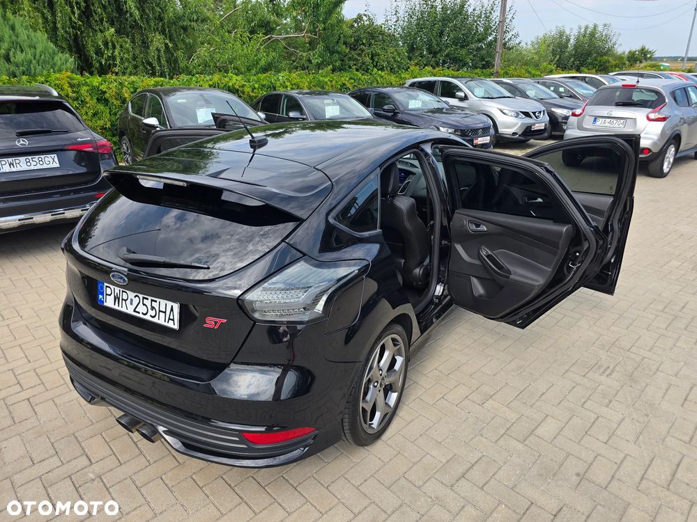 Ford Focus - 40