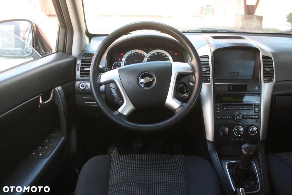 Chevrolet Captiva 2.4 2WD 5 Sitzer LS - 25