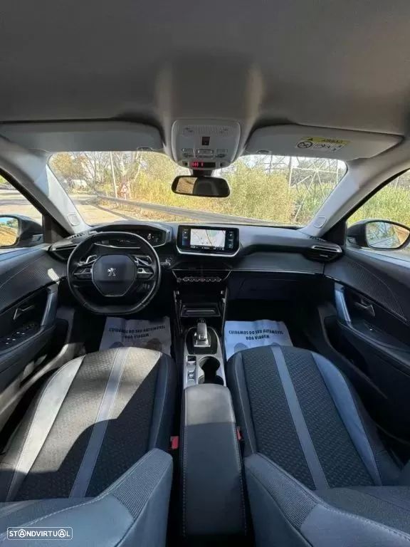 Peugeot 2008 1.5 BlueHDi Allure EAT8 - 10