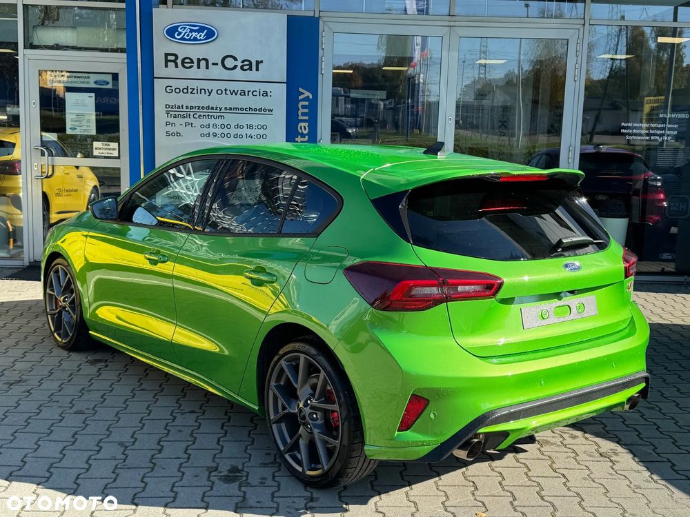 Ford Focus 2.3 EcoBoost ST X - 14