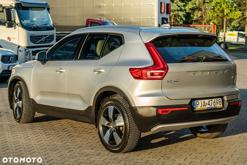 Volvo XC 40 T5 AWD Geartronic Momentum Pro - 7