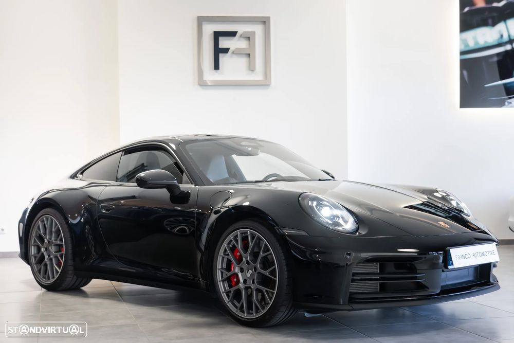 Porsche 911 (992) Carrera S - 1