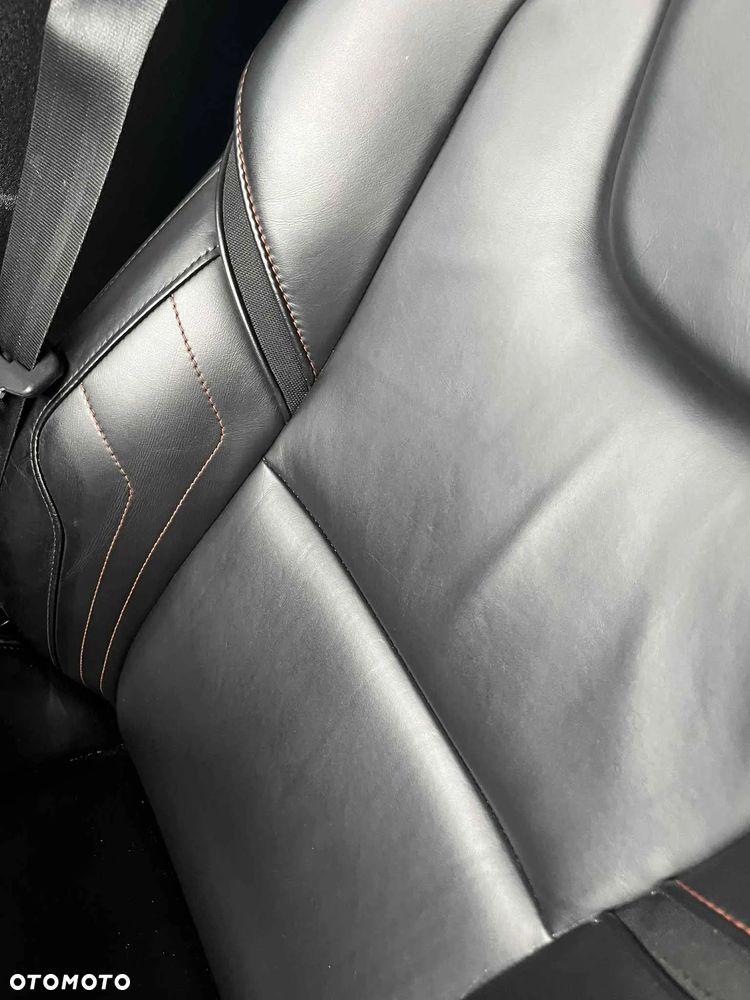 Volvo V40 D2 Drive-E Momentum - 8