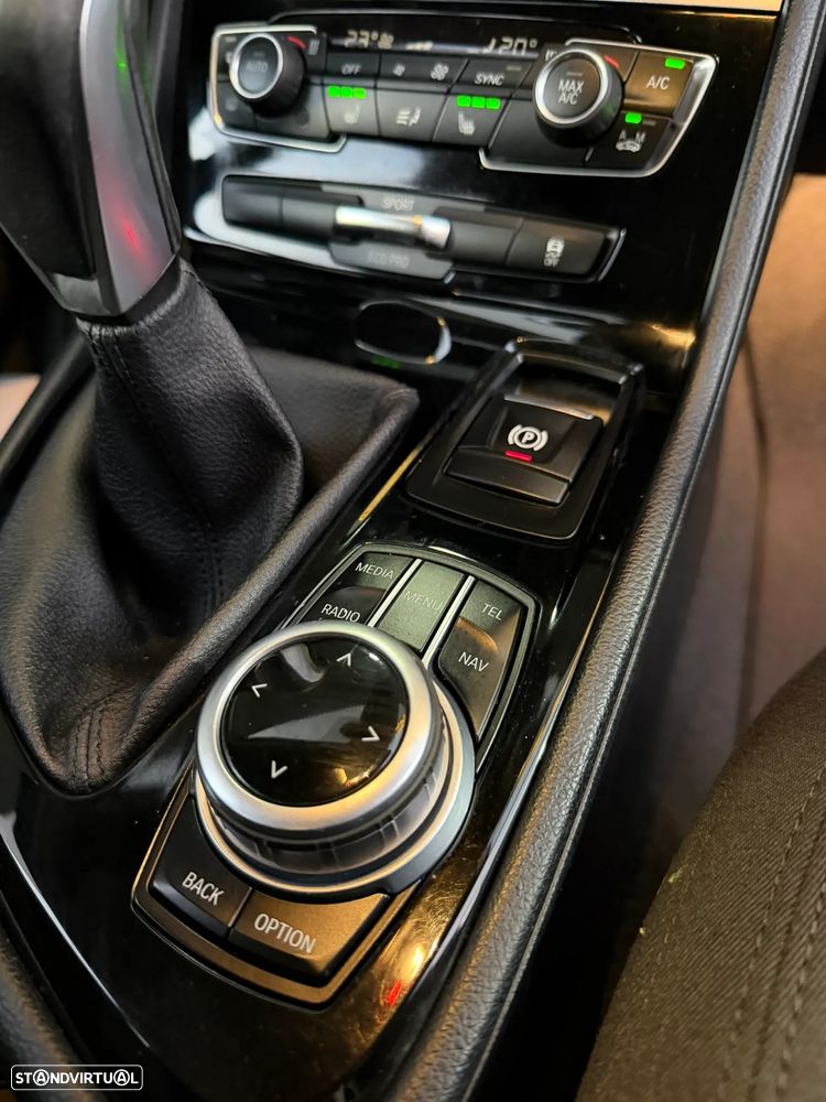 BMW 218 Gran Tourer d Sport Line - 13