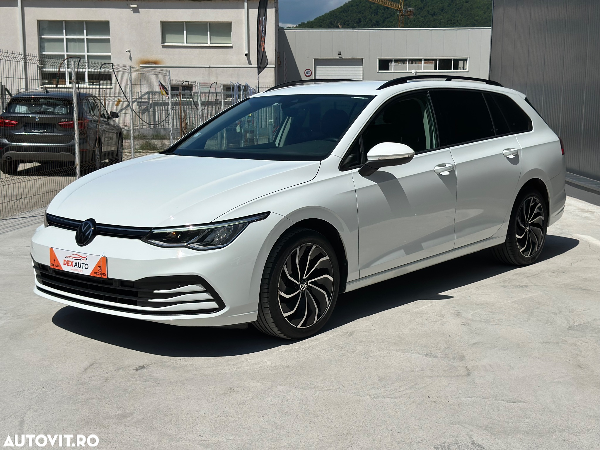 Volkswagen Golf Variant 2.0 TDI 116CP DSG Life - 5