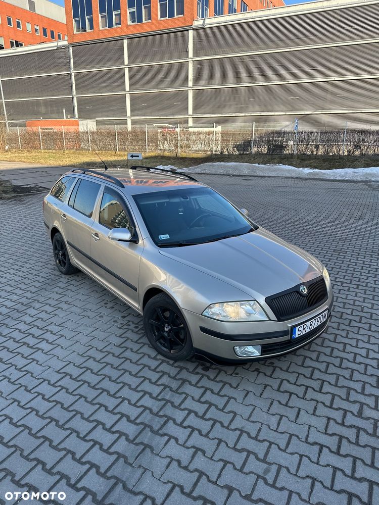 Skoda Octavia 1.6 FSI Elegance - 2