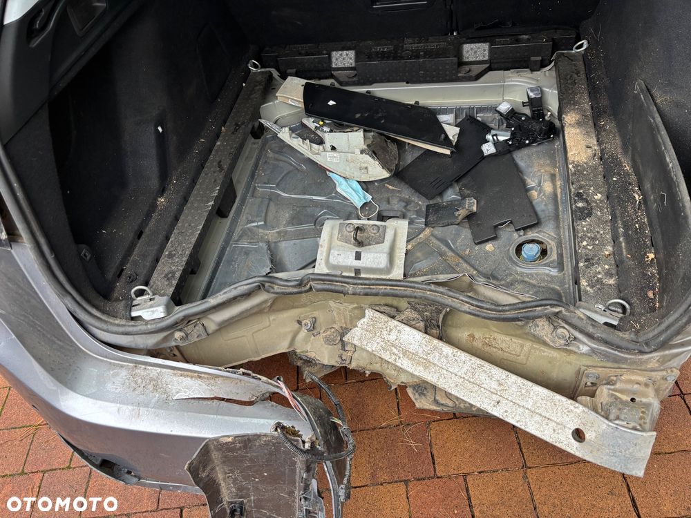 Peugeot 308 SW 1.5 BlueHDi Business Line S&S - 10