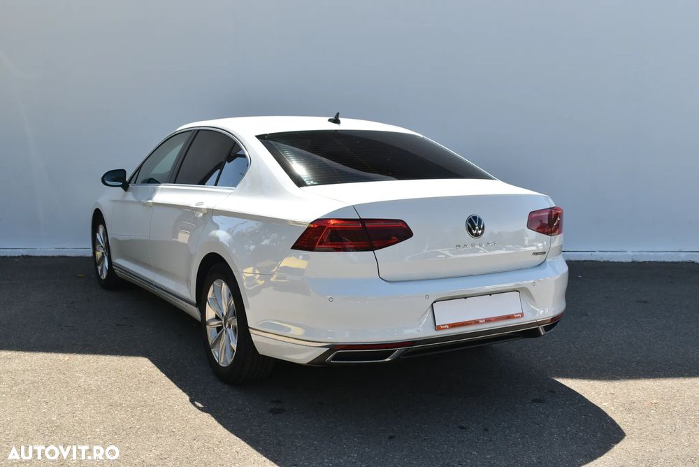 Volkswagen Passat 2.0 TSI ACT OPF DSG 4Mot Highline - 3