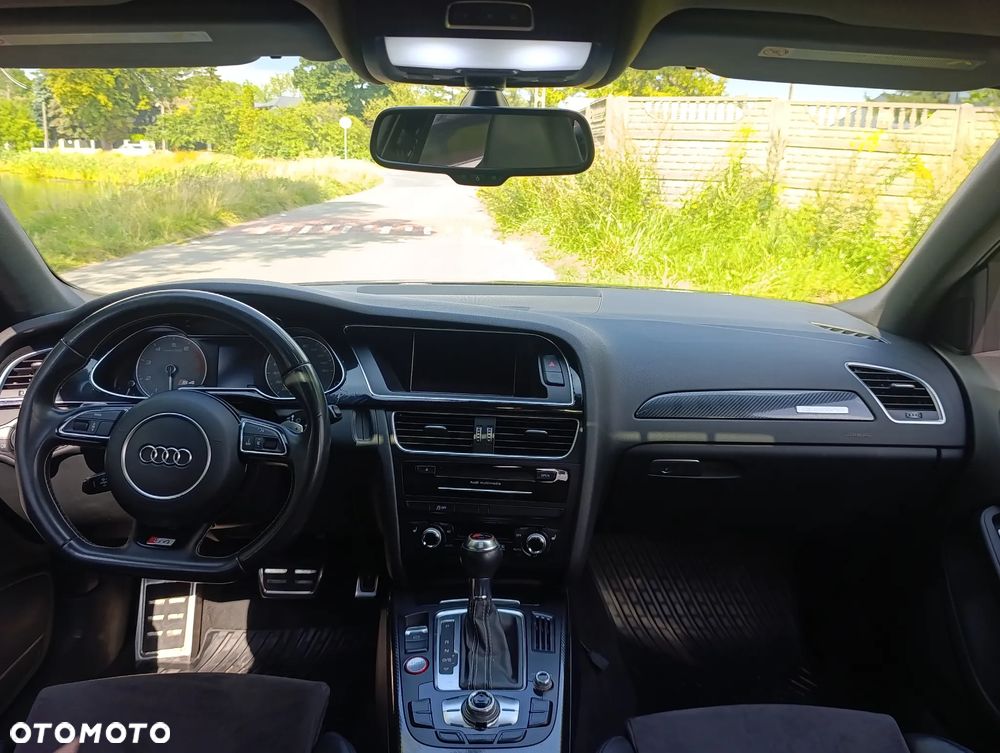Audi S4 Limousine - 8