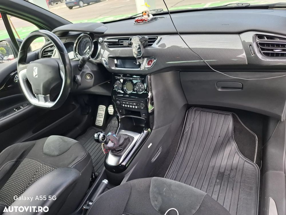 Citroën DS3 THP 155 SportChic - 13