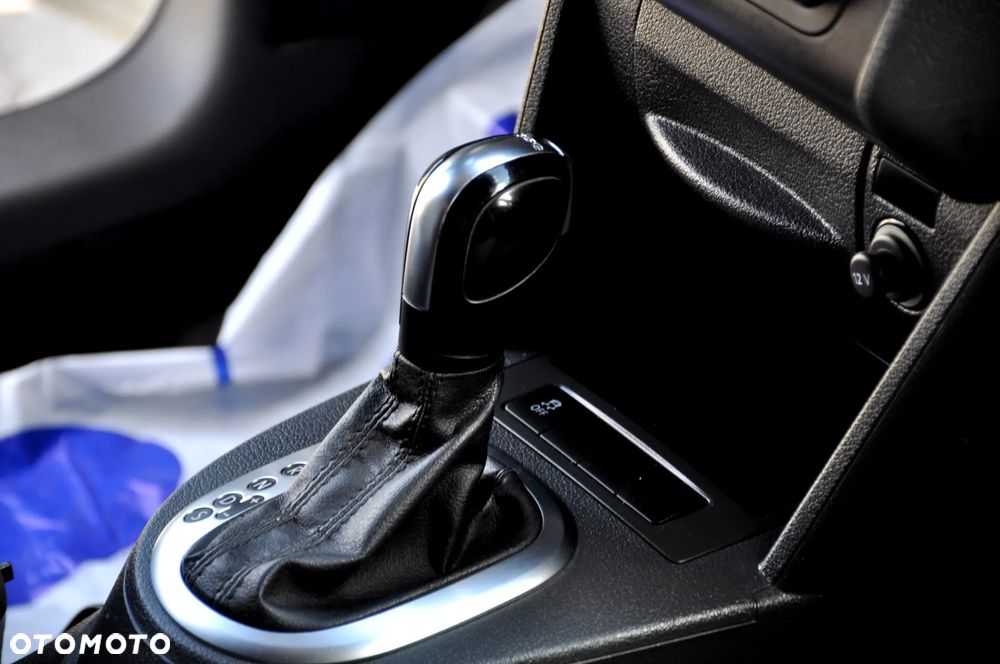 Volkswagen Caddy - 25