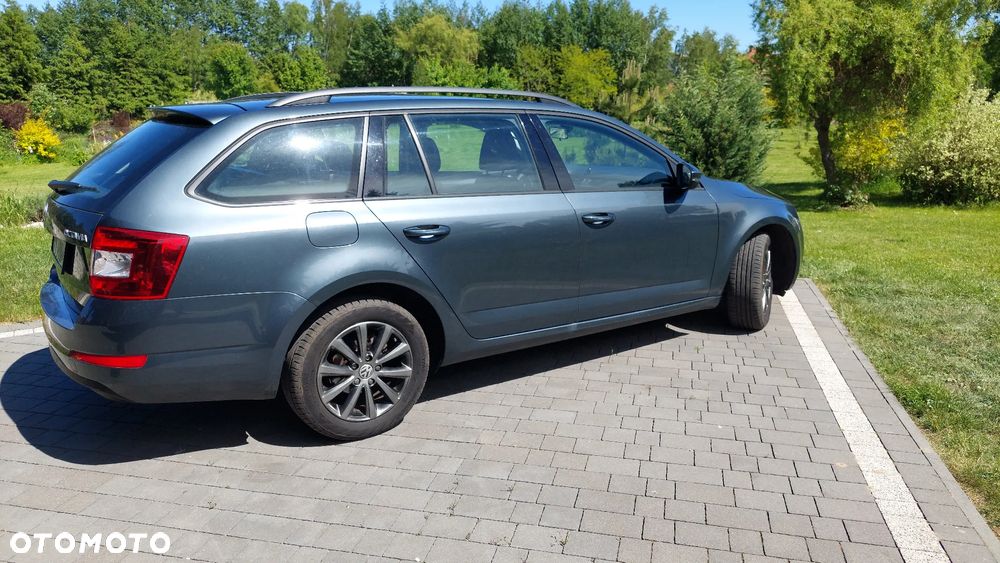Skoda Octavia 2.0 TDI Ambition DSG - 12