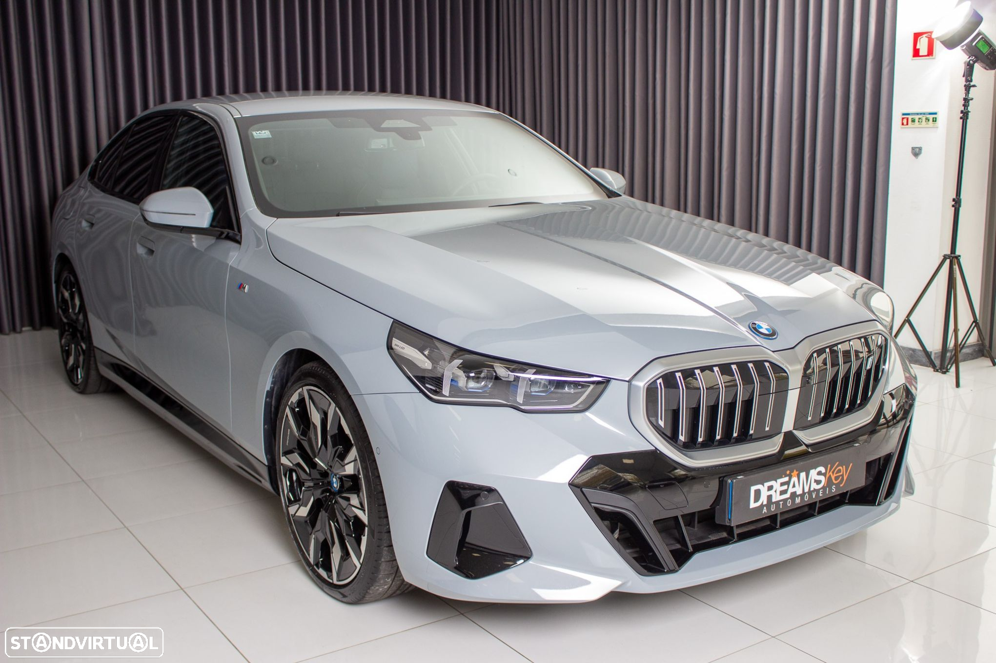 BMW i5 eDrive40 - 7