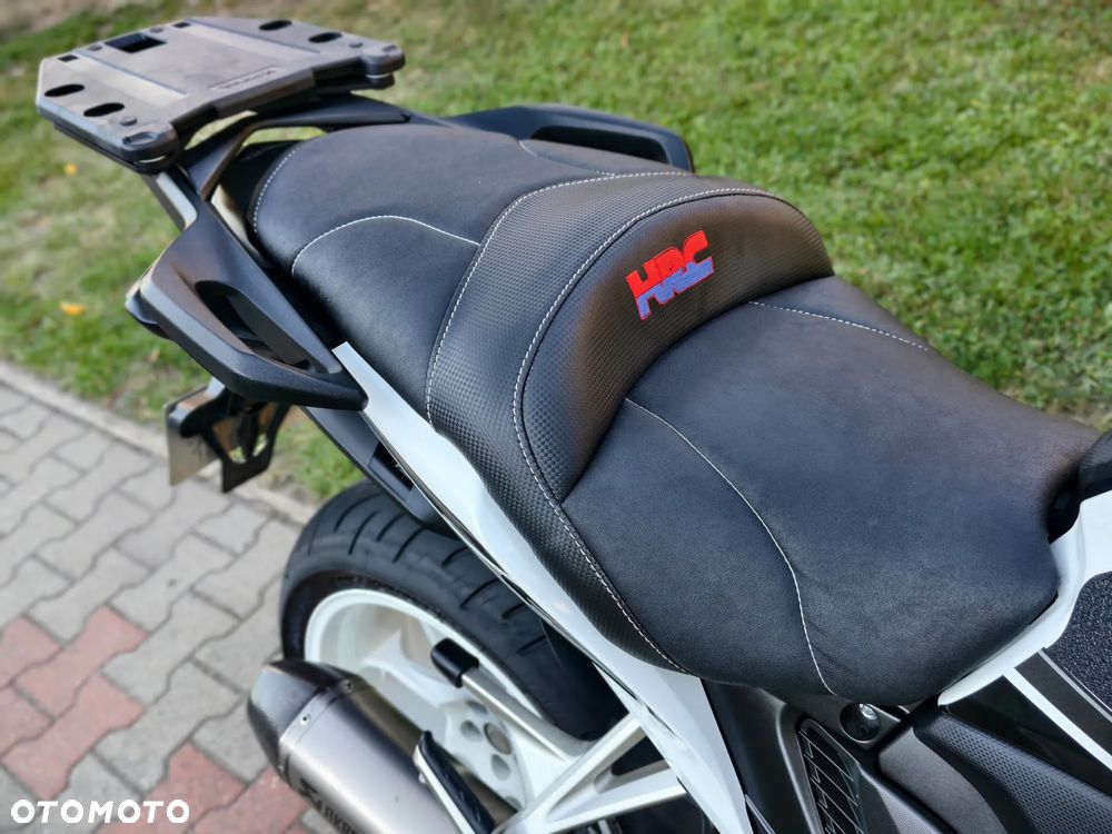 Honda VFR - 8