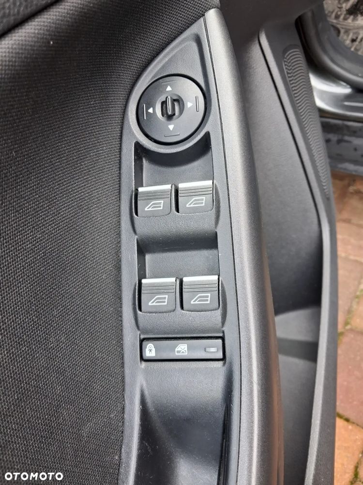 Ford Focus 1.5 EcoBoost Trend ASS - 28