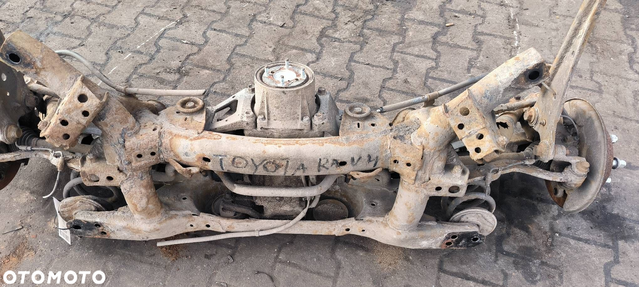 MOST TYLNY TOYOTA RAV-4 III - 7