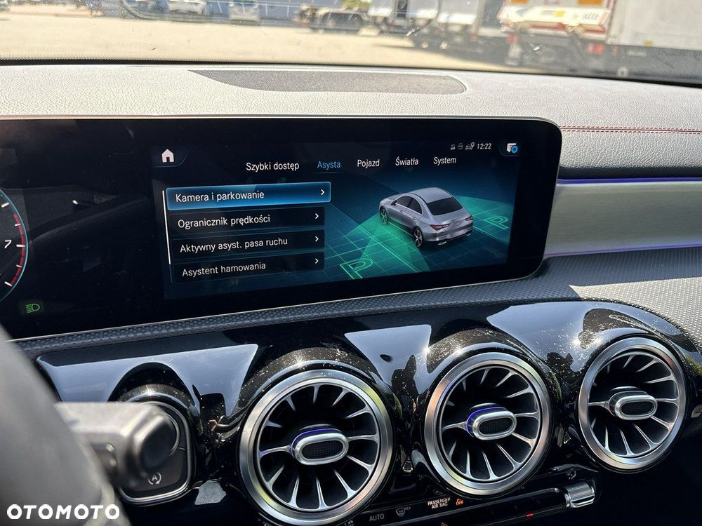 Mercedes-Benz CLA 200 mHEV AMG Line 7G-DCT - 27