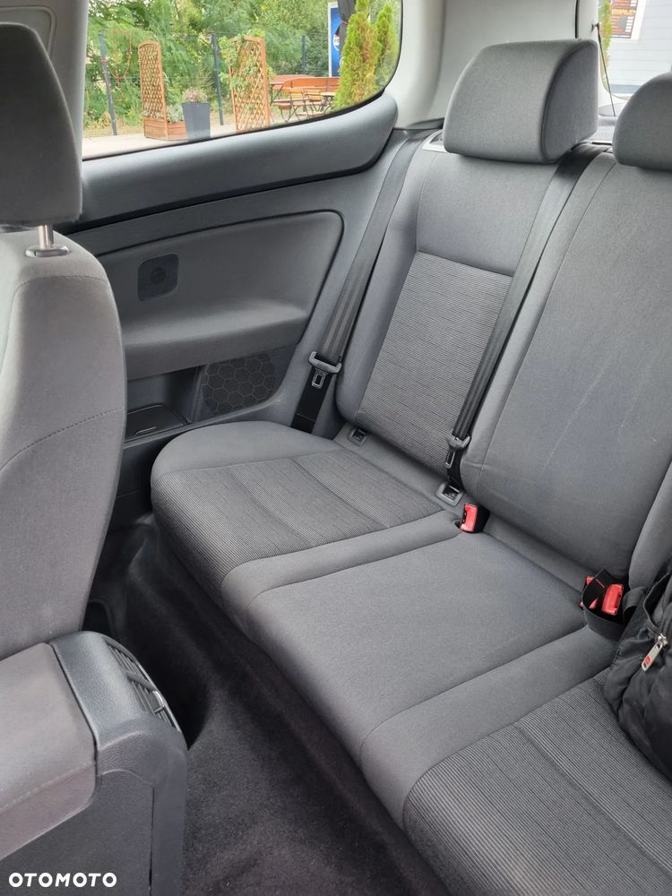 Volkswagen Golf - 9