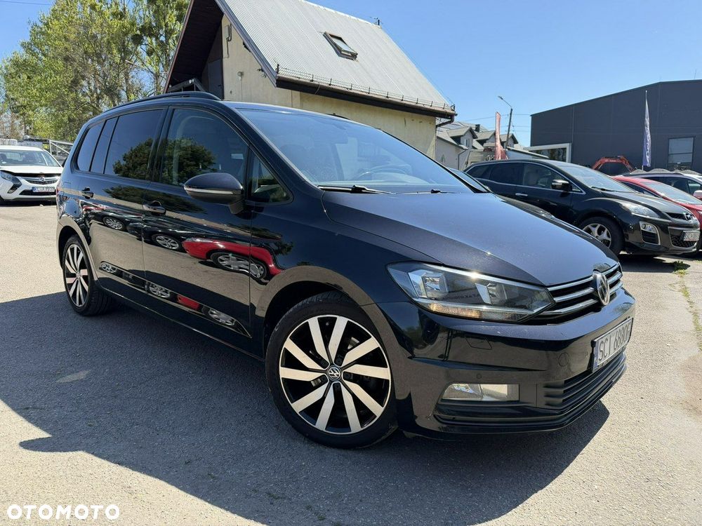 Volkswagen Touran - 4