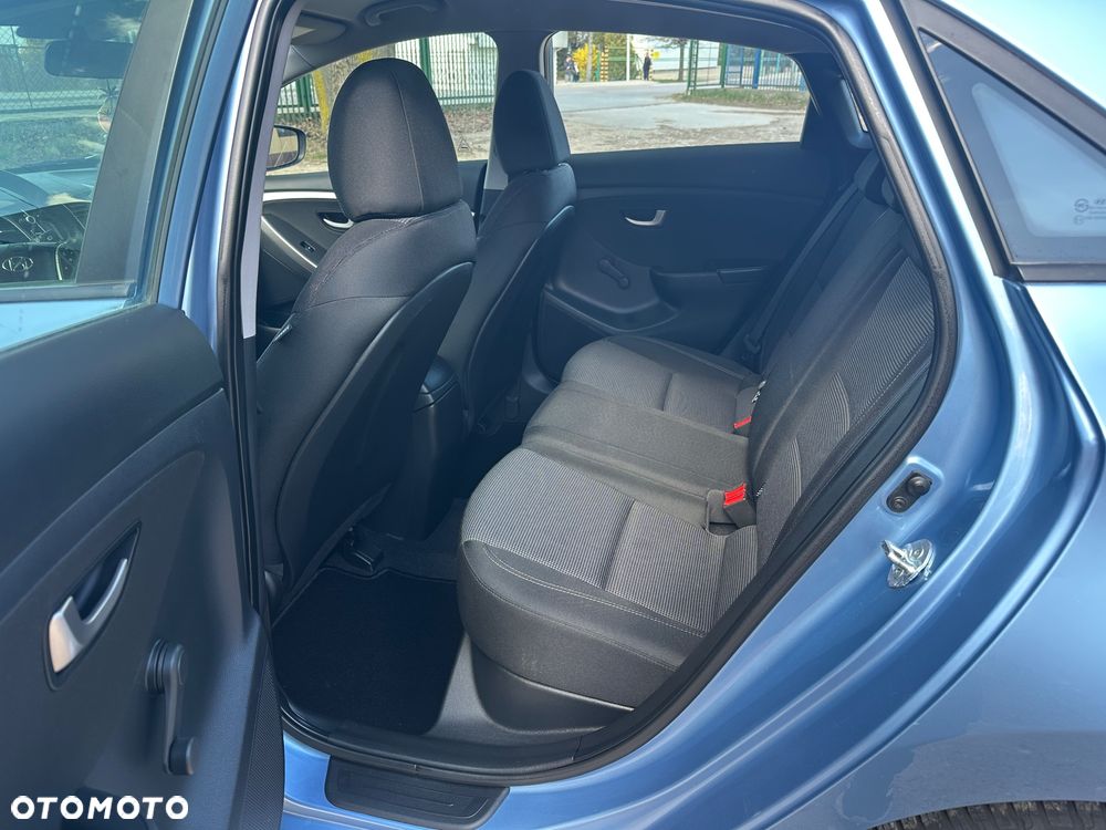 Hyundai i30 1.4 CRDi Trend - 17