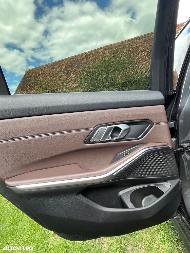 BMW Seria 3 - 26