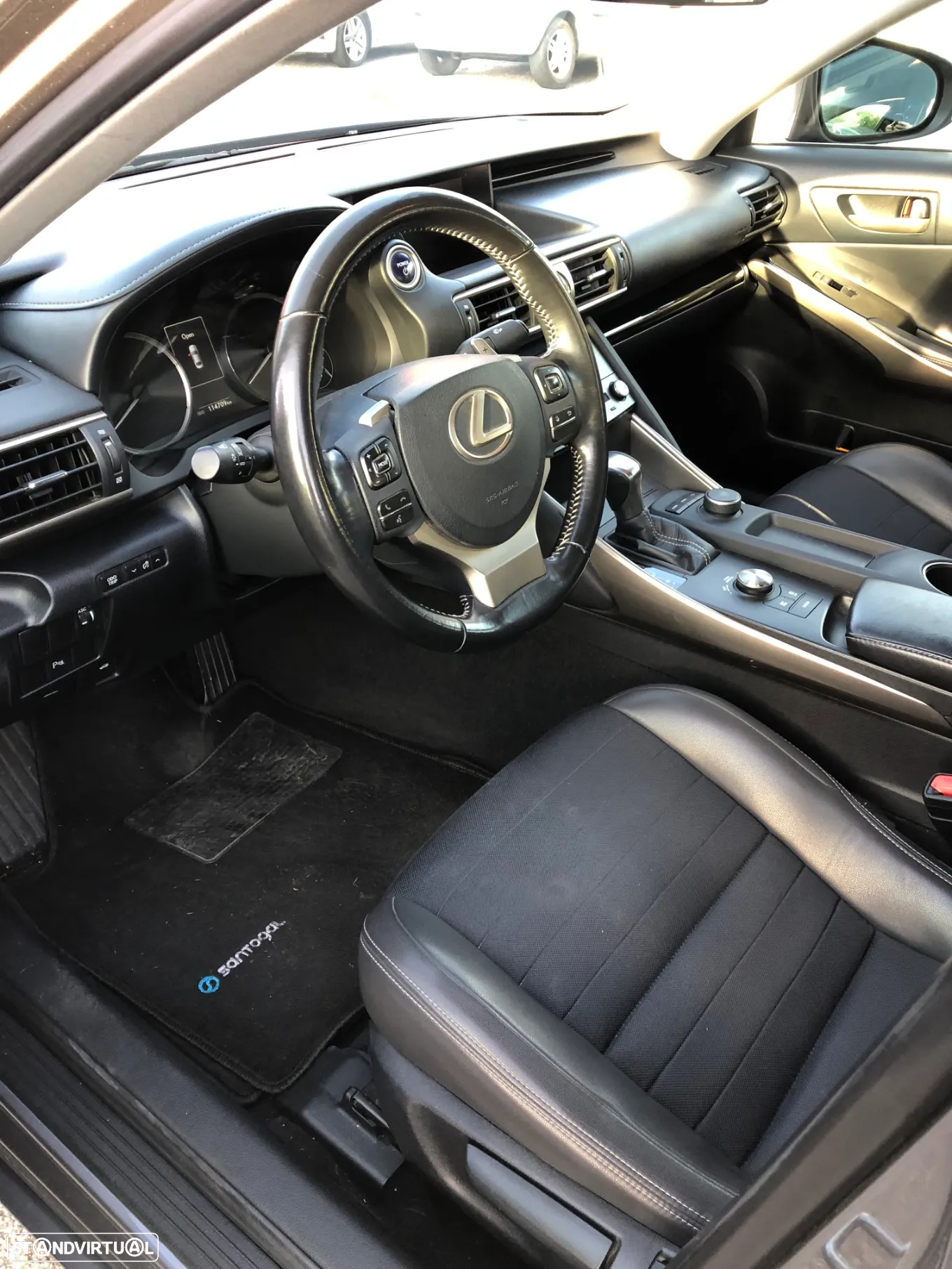 Lexus IS 300H Executive - 11
