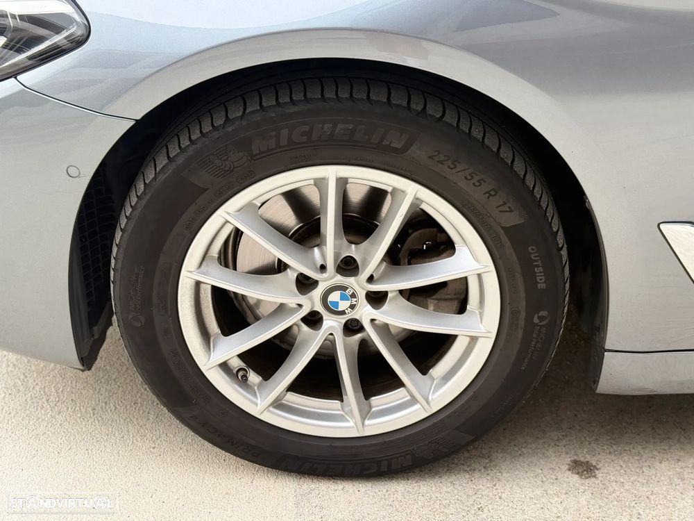 BMW 520 d Line Luxury Auto - 10