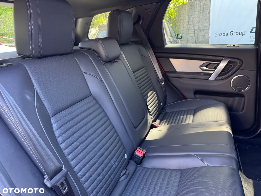 Land Rover Discovery Sport 2.0 D200 mHEV Dynamic SE - 16