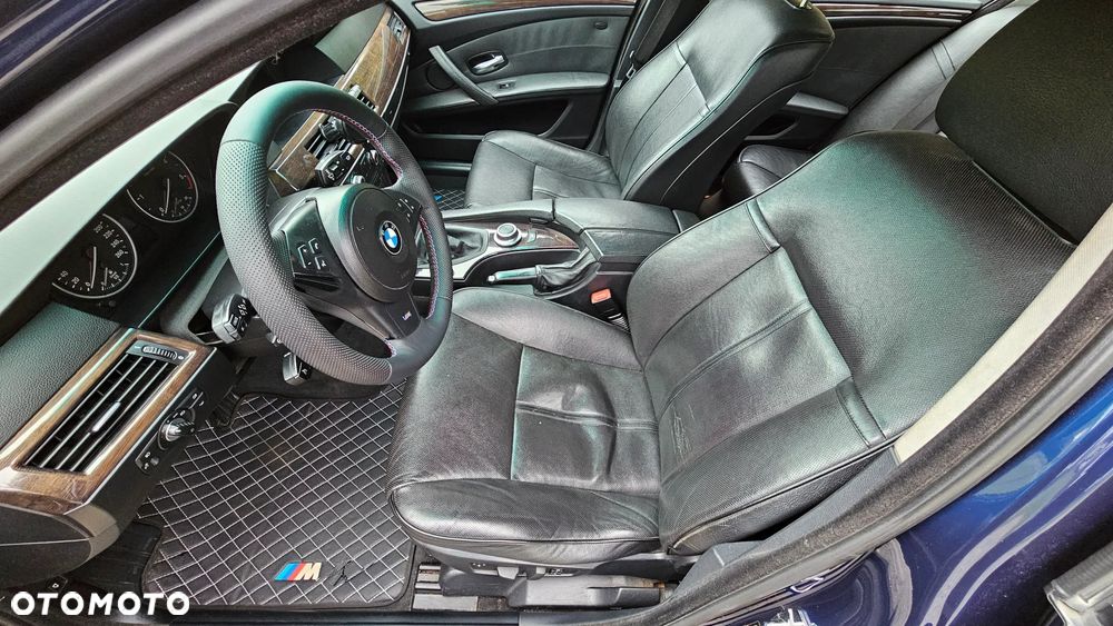 BMW Seria 5 530d - 23