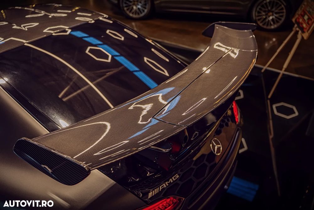 Mercedes-Benz AMG GT - 8