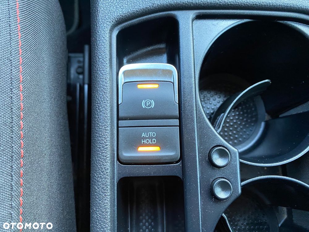 Volkswagen Touran 1.2 TSI (BlueMotion Technology) SOUND - 21