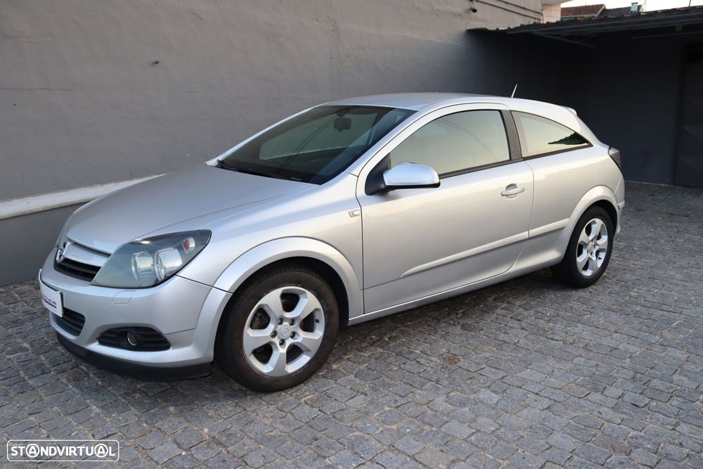 Opel Astra GTC 1.3 CDTi - 3