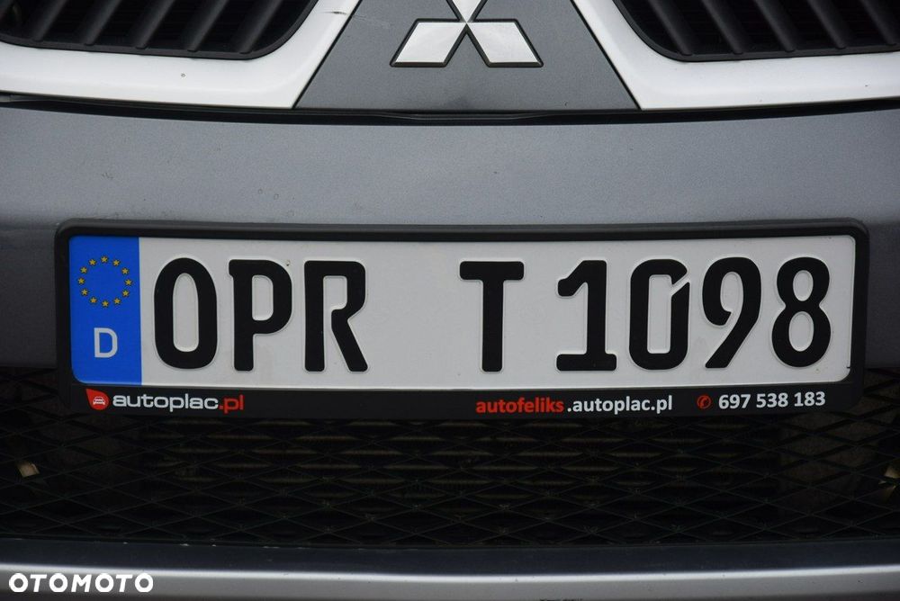 Mitsubishi Outlander 2.0 DI-D 4WD Inform - 7