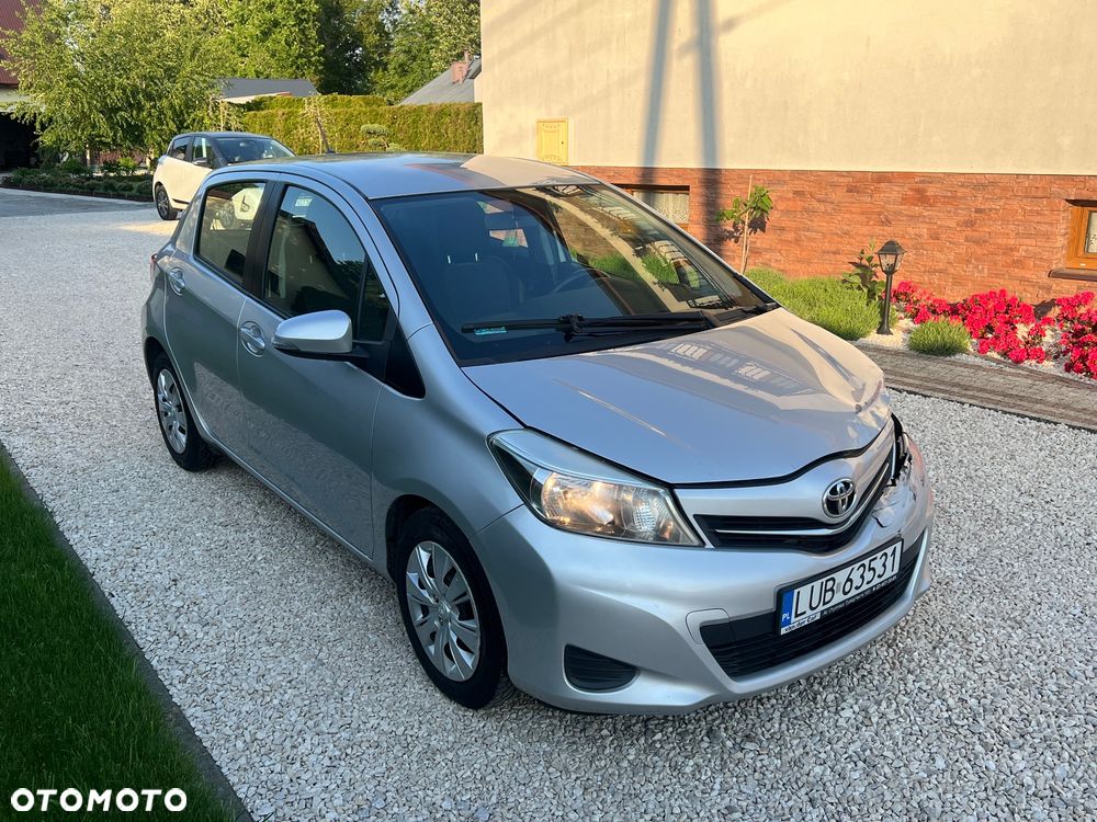 Toyota Yaris - 7