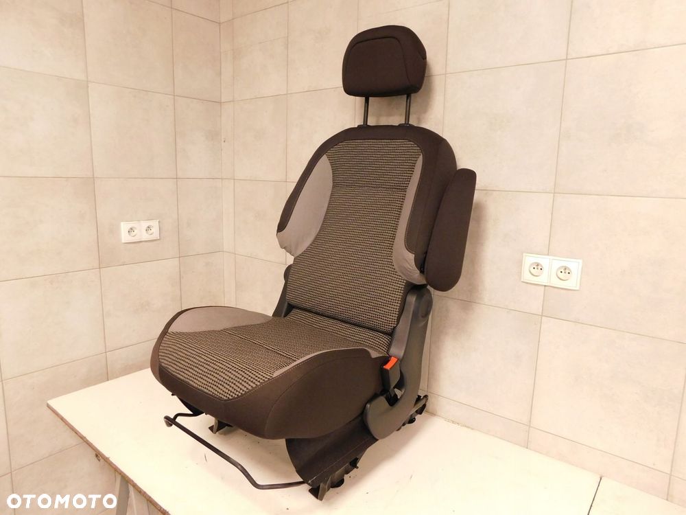 PEUGEOT PARTNER II FOTEL PASAŻERA - 2