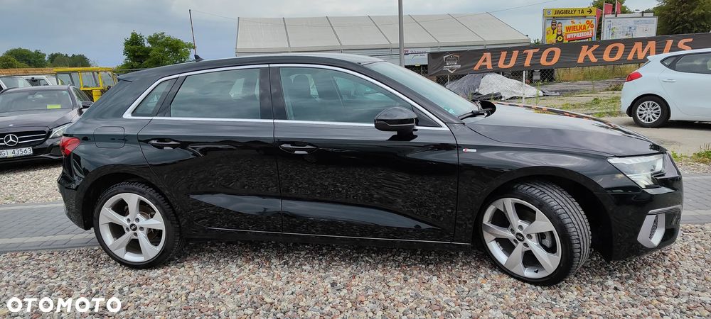 Audi A3 Sportback - 11