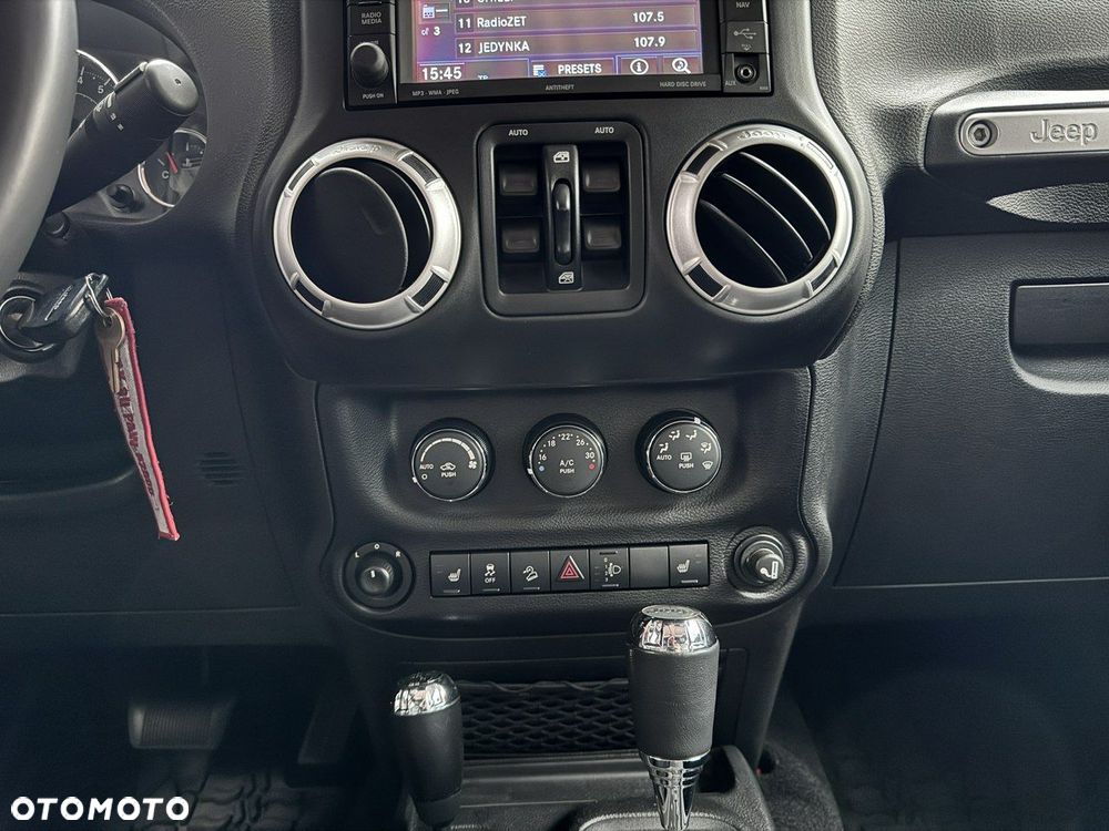 Jeep Wrangler - 28