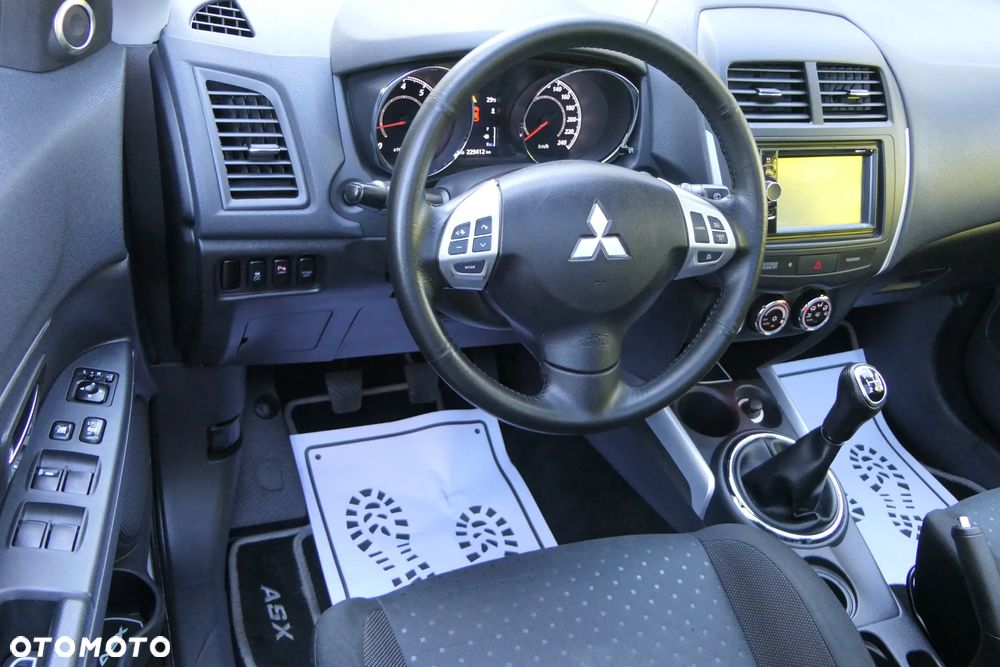 Mitsubishi ASX 1.6 2WD Instyle - 17