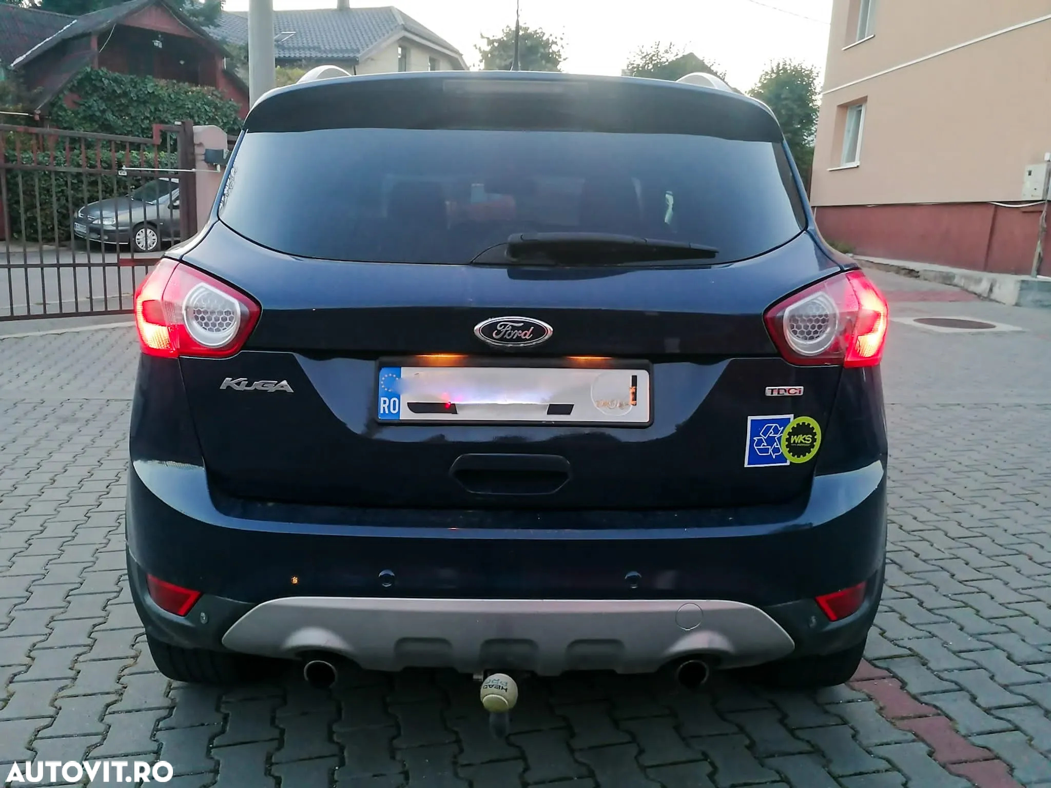 Ford Kuga - 4